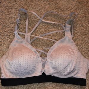 VICTORIA SECRET VS SPORTS BRA